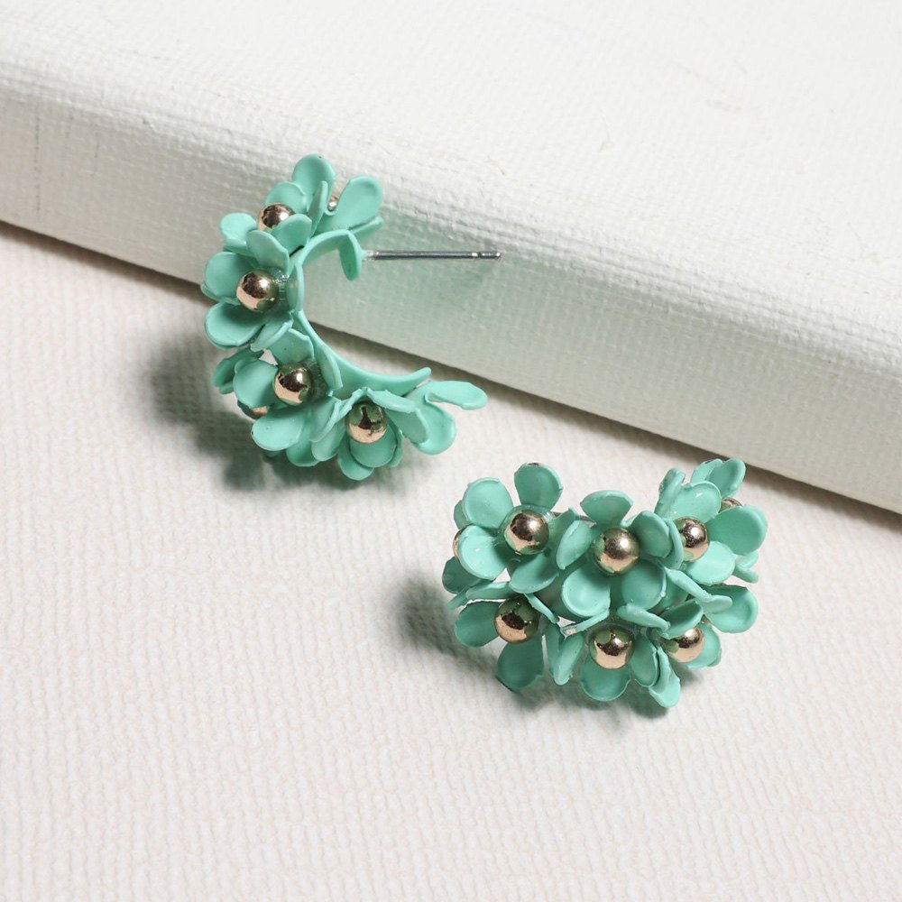 Oversized thin hoops